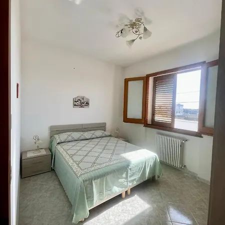 Crisimo Vacanze Apartament *